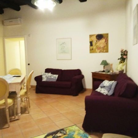 Amalfitani Salerno Centro Bed & Breakfast エクステリア 写真