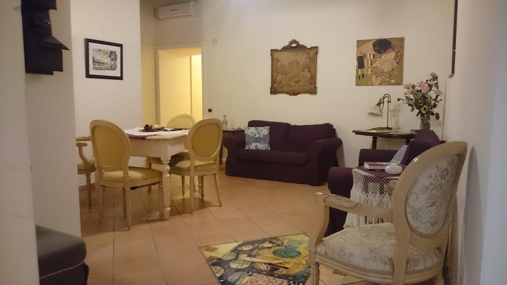 Amalfitani Salerno Centro Bed & Breakfast エクステリア 写真