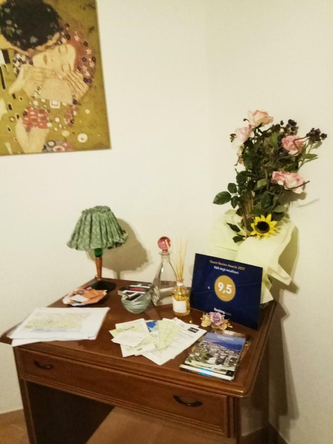 Amalfitani Salerno Centro Bed & Breakfast エクステリア 写真