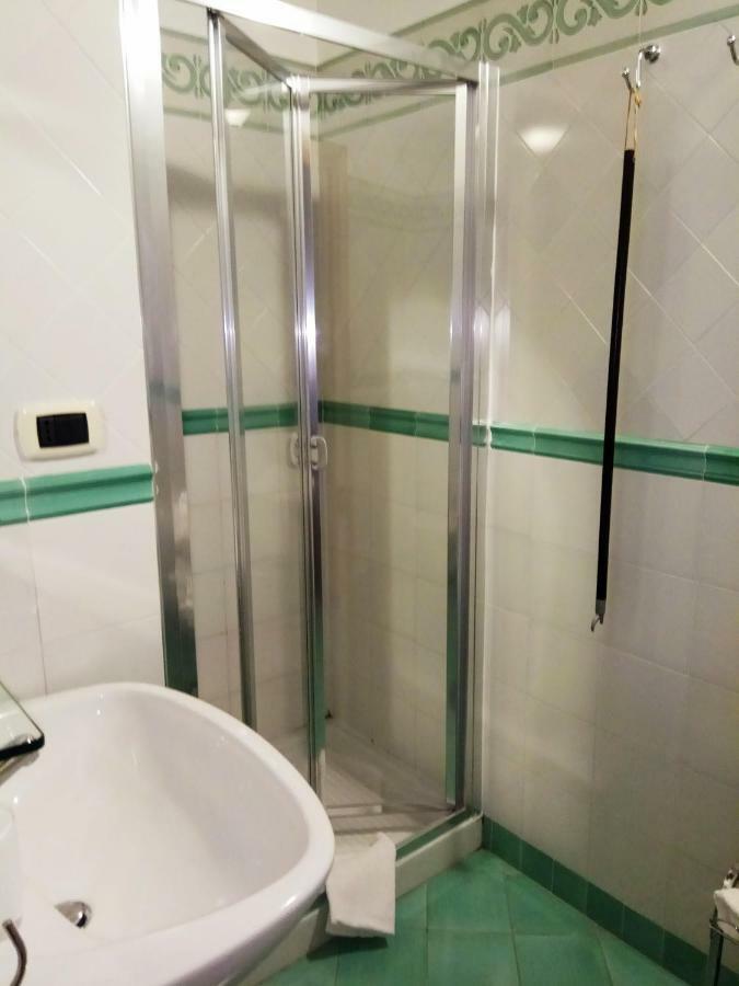 Amalfitani Salerno Centro Bed & Breakfast エクステリア 写真