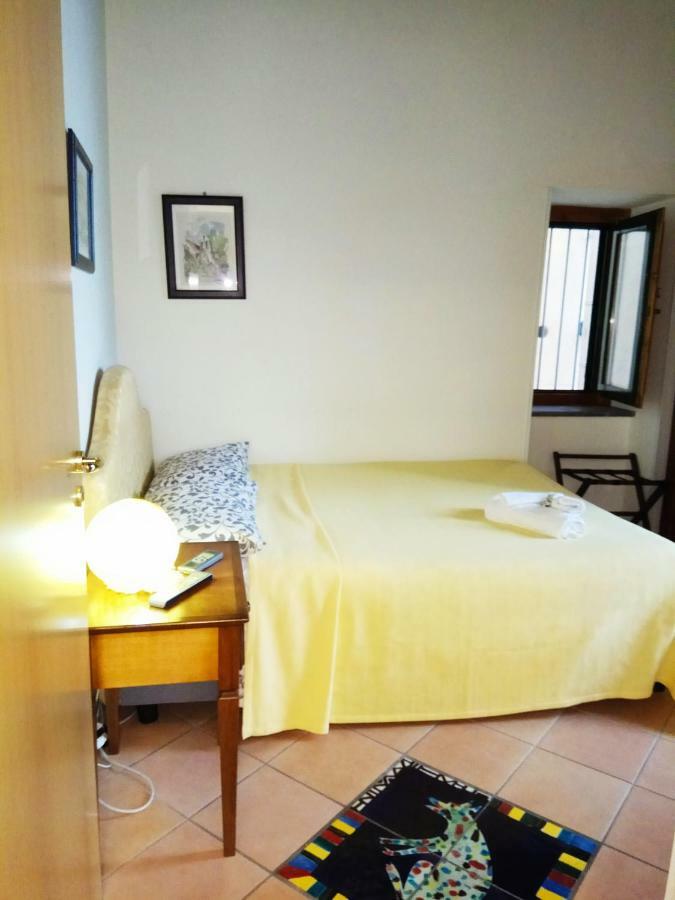 Amalfitani Salerno Centro Bed & Breakfast エクステリア 写真