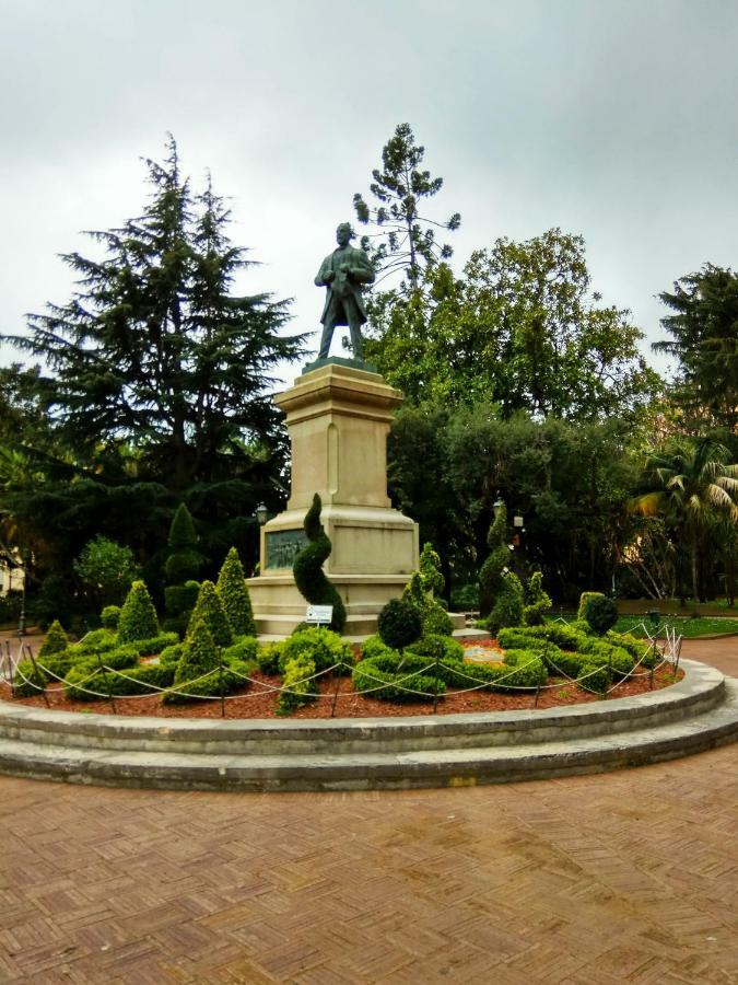 Amalfitani Salerno Centro Bed & Breakfast エクステリア 写真