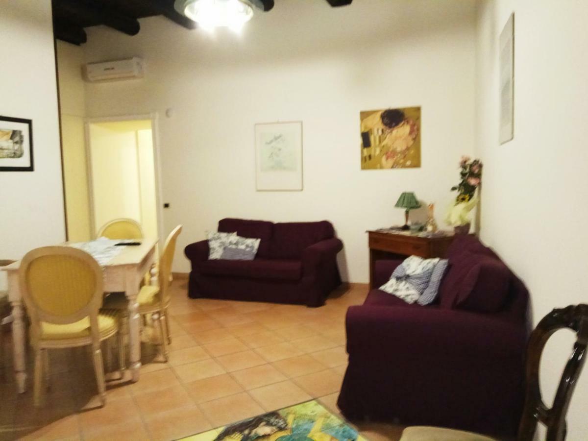 Amalfitani Salerno Centro Bed & Breakfast エクステリア 写真